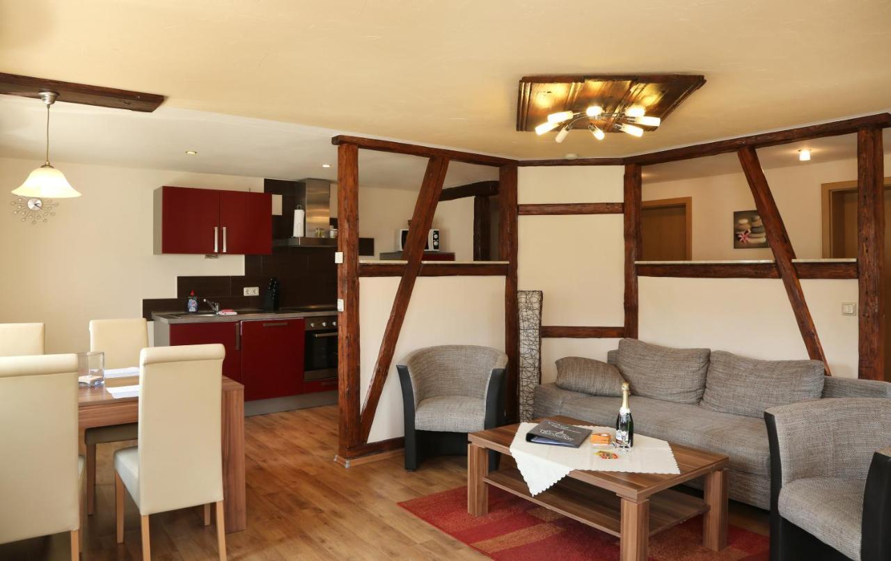 ลันด์โฮเทล เทึอร์มเชิน Hotel Schirgiswalde-Kirschau ภายนอก รูปภาพ